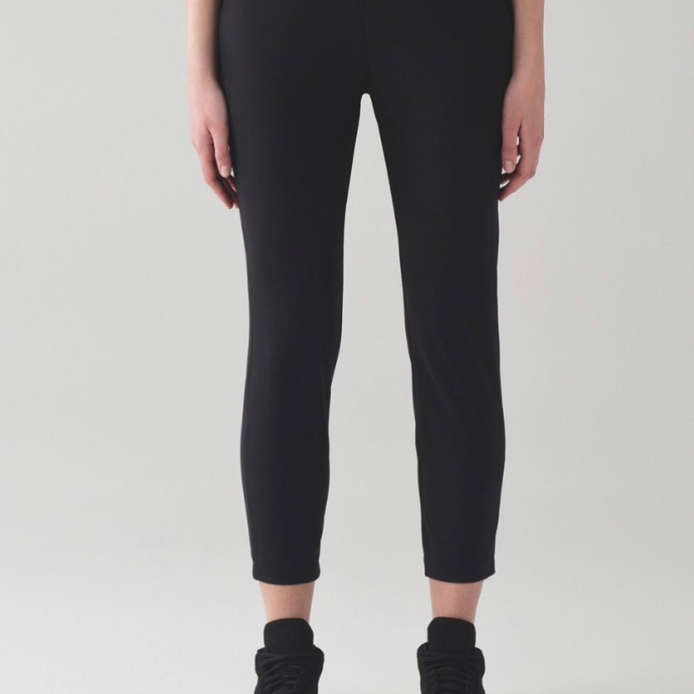 ❌SOLD❌ Lululemon On The Fly Pant